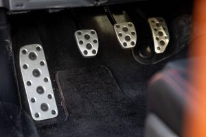 subaru-wrx-2022-60-interior-pedals-sedan